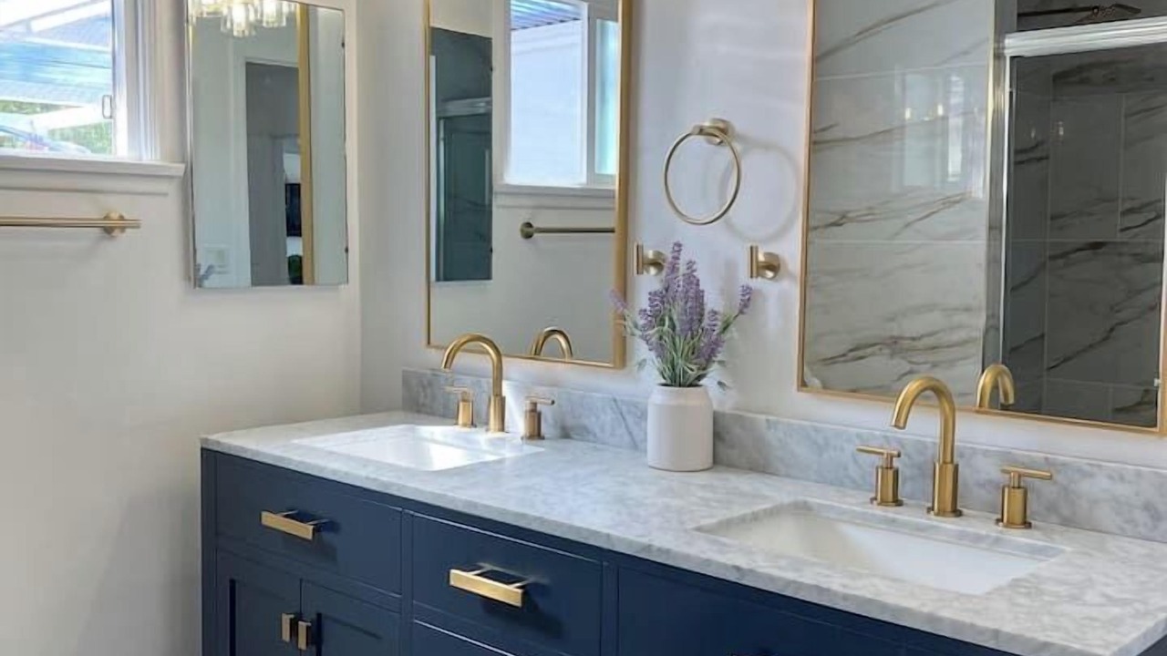 Photo of Bathroom in Belmont Shore