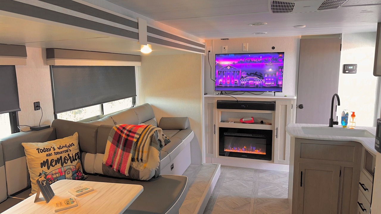 Photo of Livingroom in Reedley