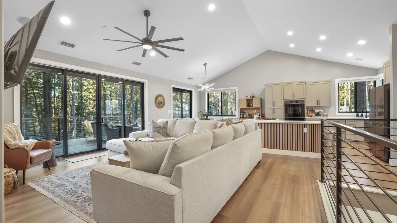 Photo of Livingroom in Tahoe Paradise