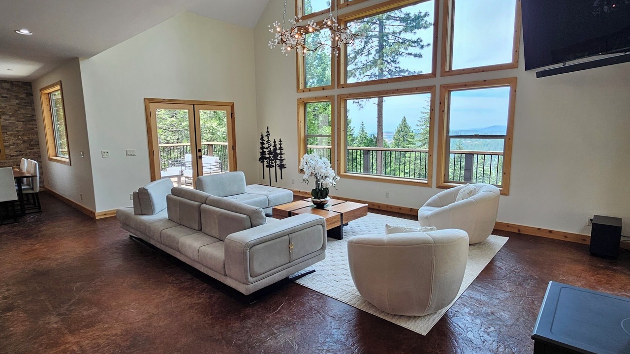 Photo of Livingroom in Mi-Wuk Village