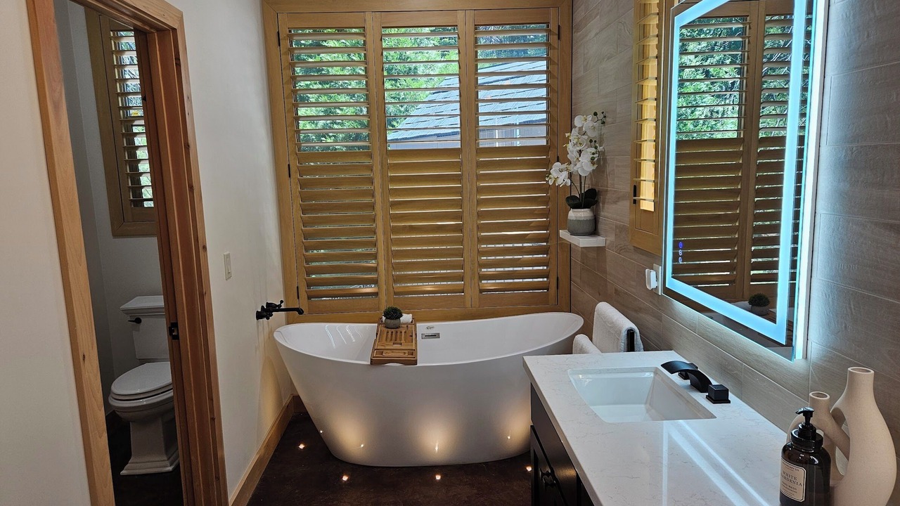 Photo of Bathroom in Mi-Wuk Village