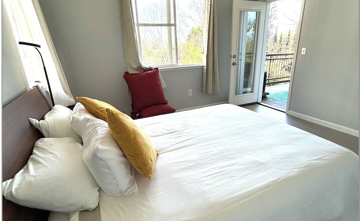 Photo of Bedroom in Duveneck - St. Francis