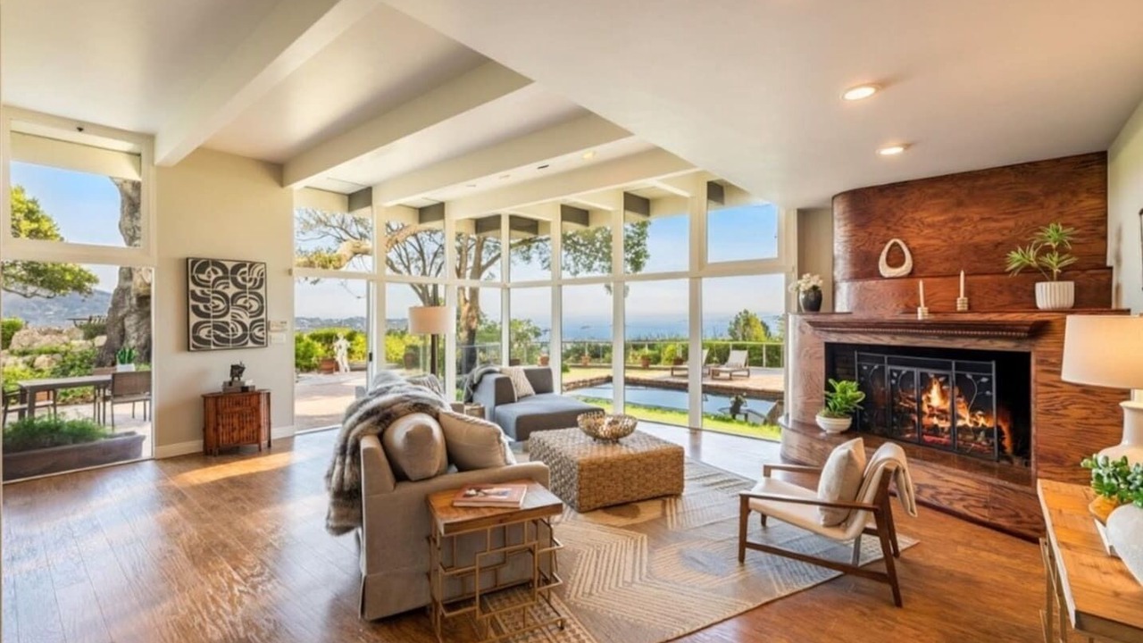 Photo of Livingroom in San Rafael