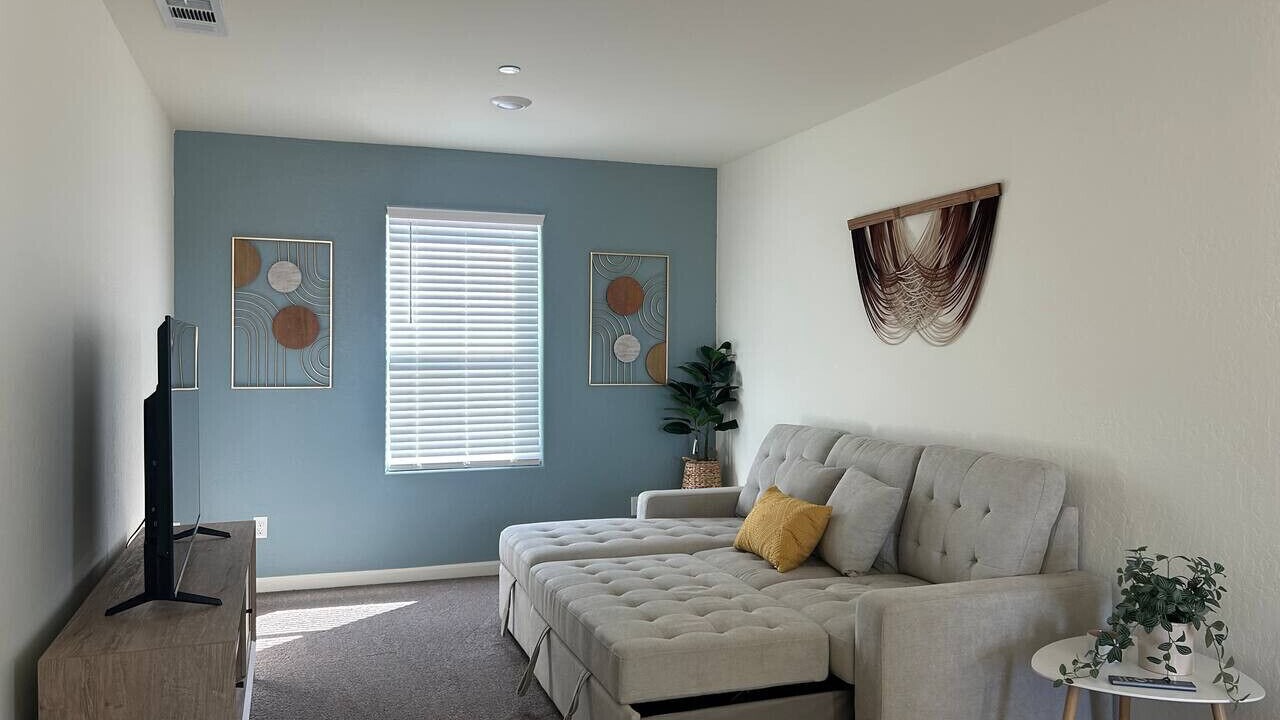 Photo of Livingroom in Merced