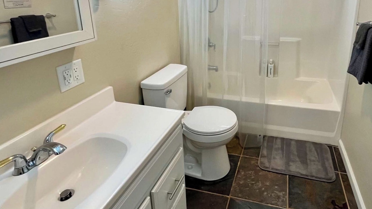 Photo of Bathroom in Groveland
