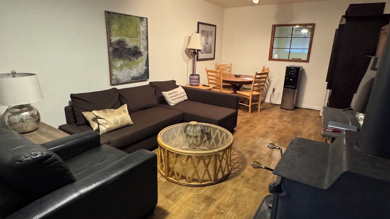 Photo of Livingroom in Fort Bragg