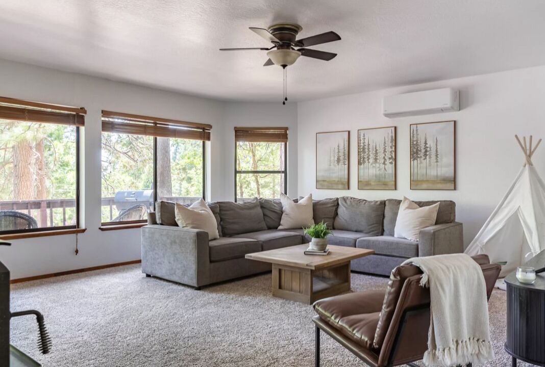Photo of Livingroom in Mi-Wuk Village