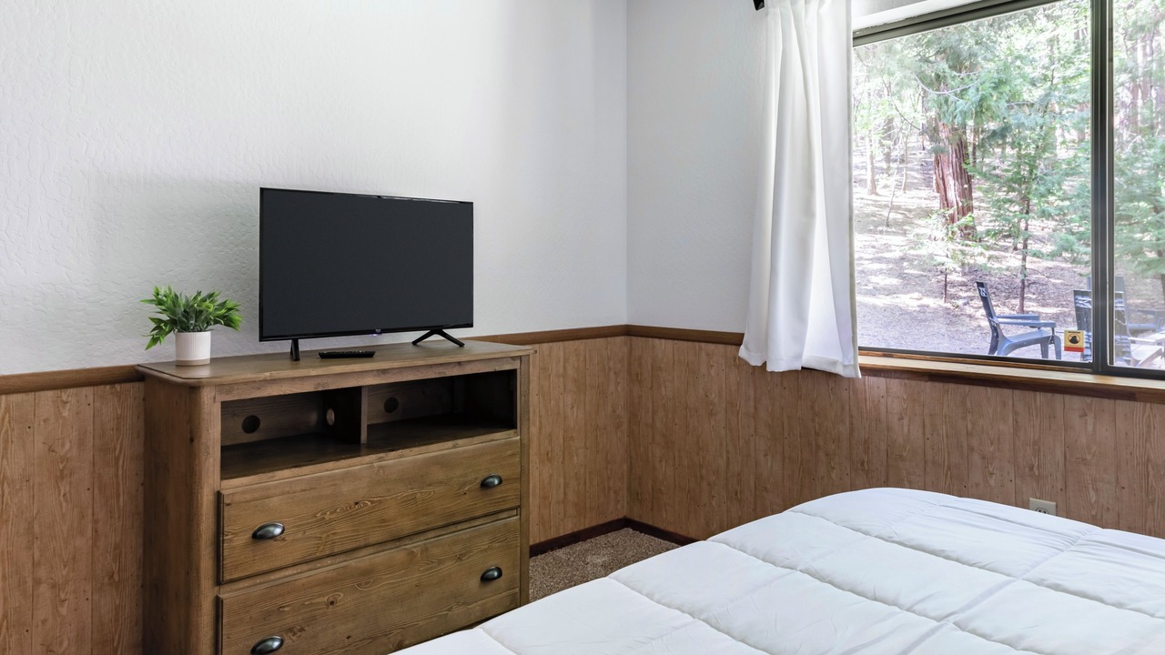 Photo of Bedroom in Mi-Wuk Village