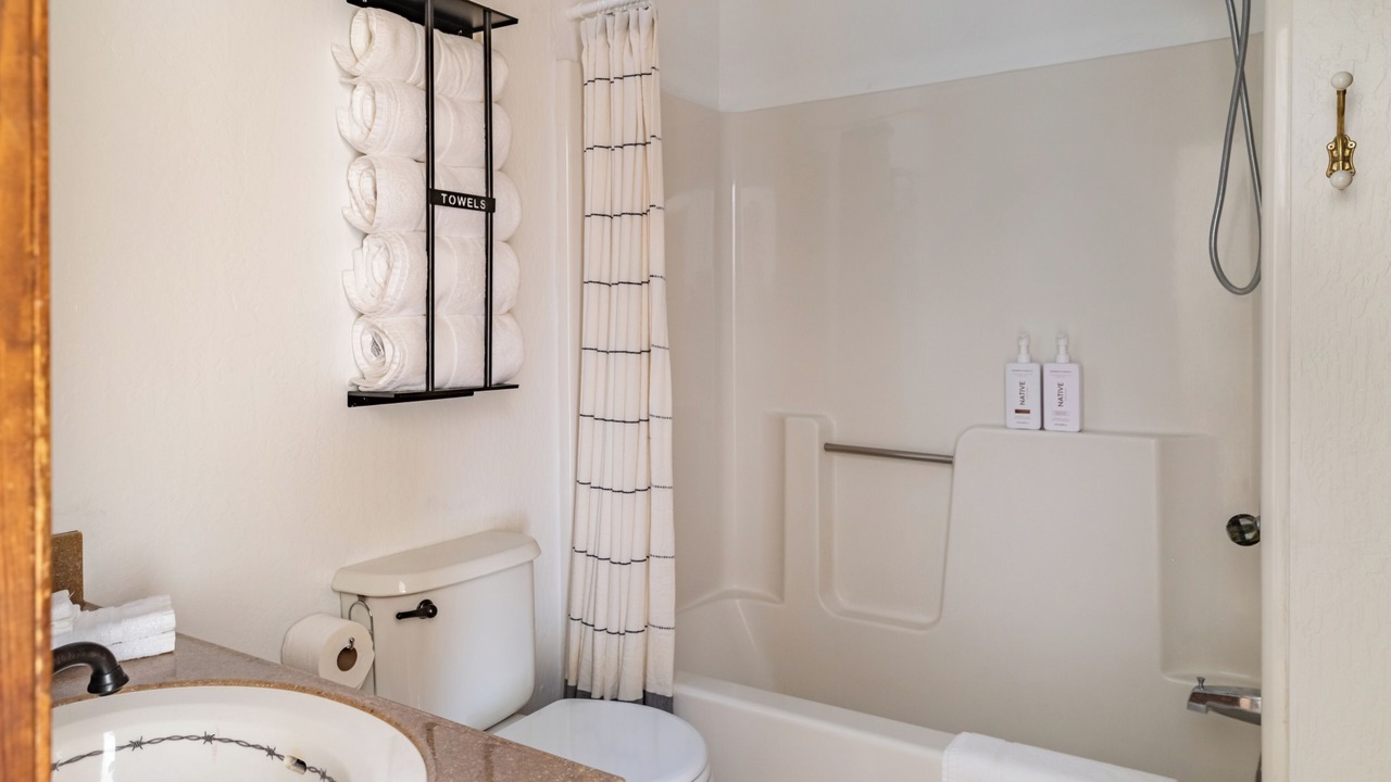 Photo of Bathroom in Mi-Wuk Village