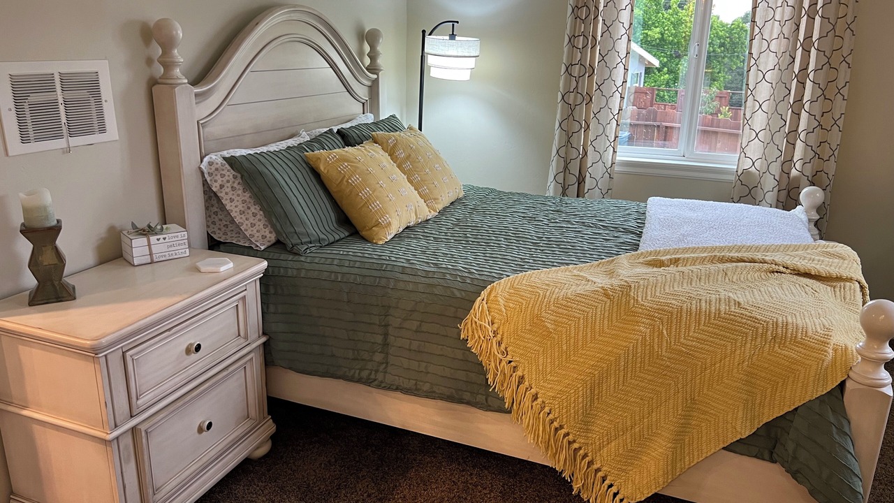Photo of Bedroom in Atascadero