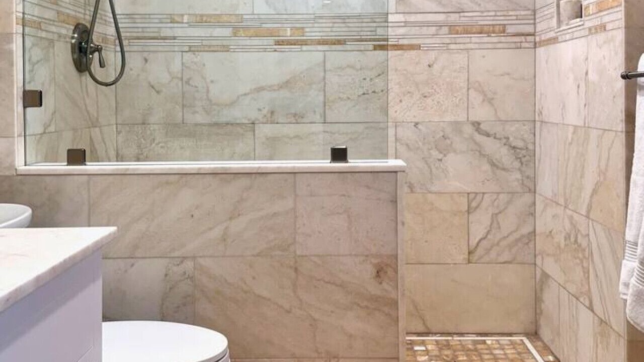 Photo of Bathroom in Mira Monte
