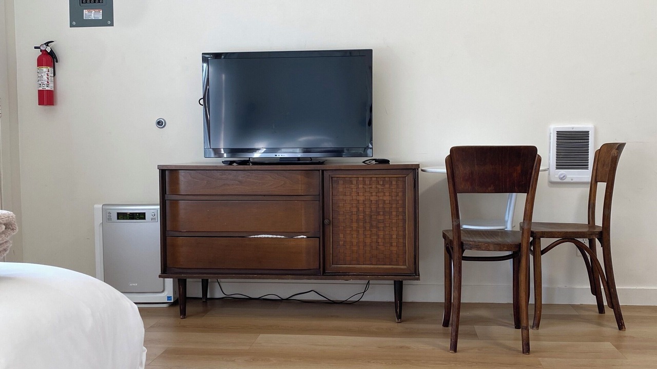 Photo of Bedroom in Longfellow