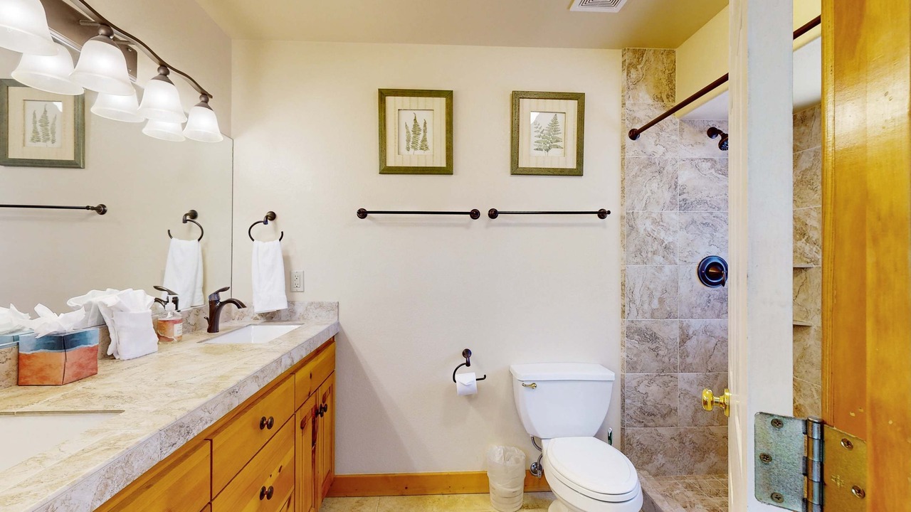 Photo of Bathroom in Tahoma