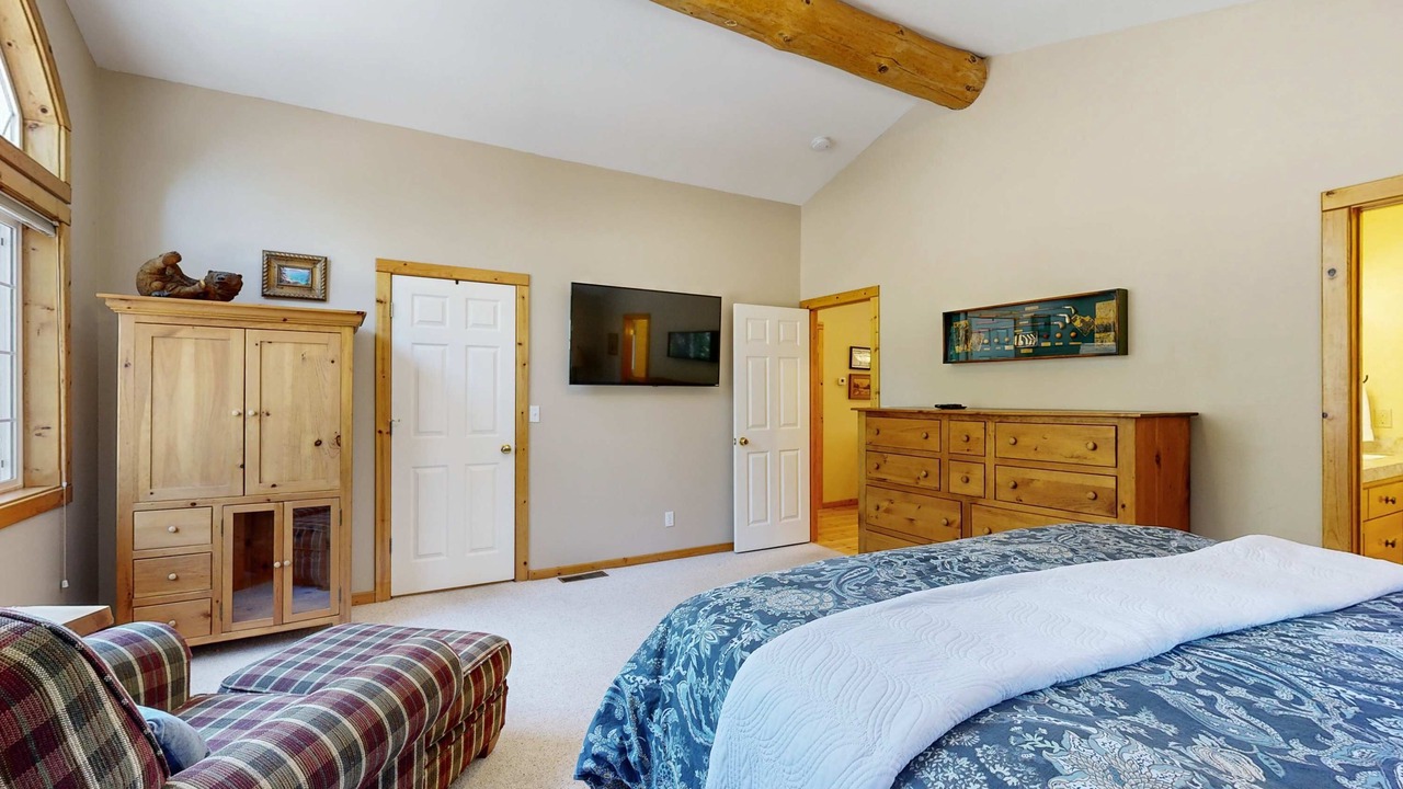 Photo of Bedroom in Tahoma