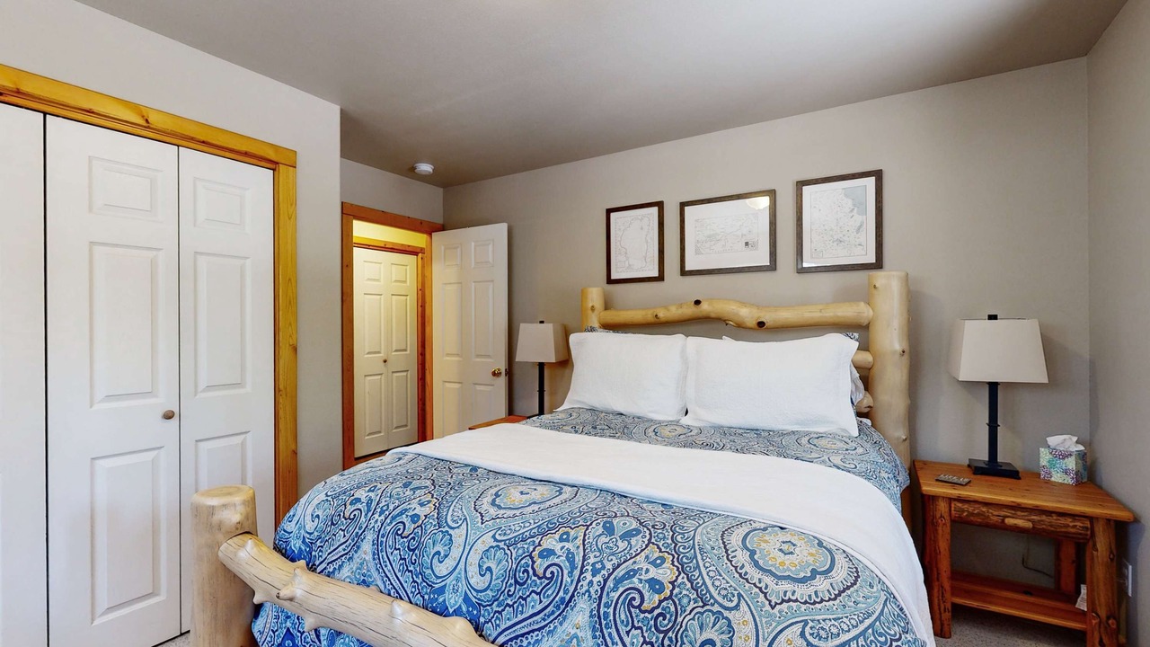 Photo of Bedroom in Tahoma
