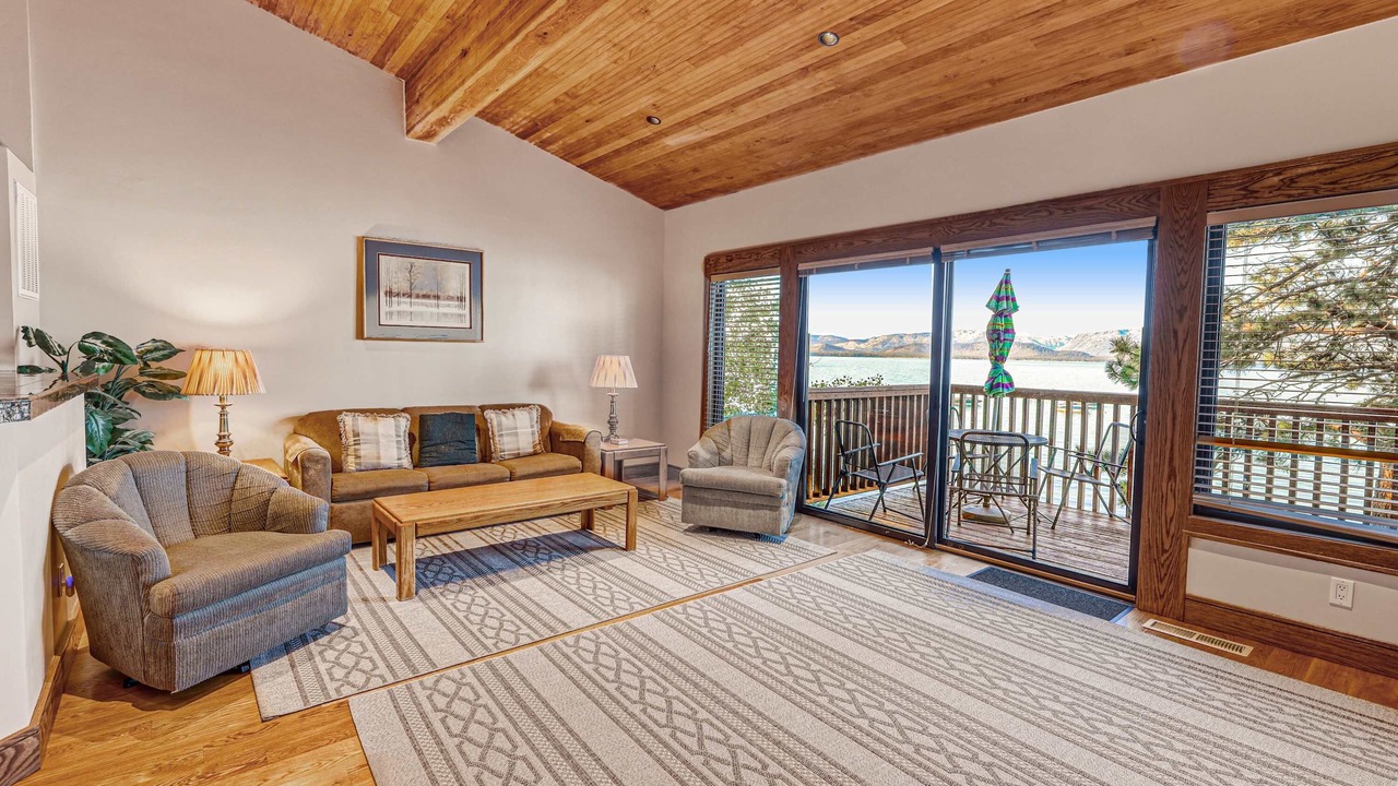 Photo of Livingroom in Zephyr Cove