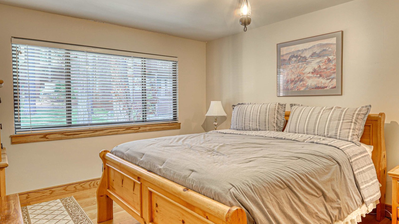 Photo of Bedroom in Zephyr Cove