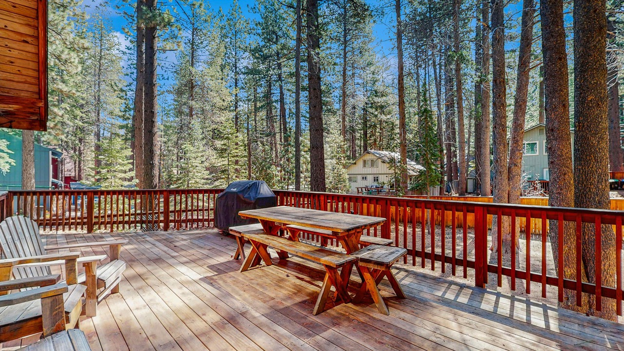 Photo of Outdoor in Pioneer Trail