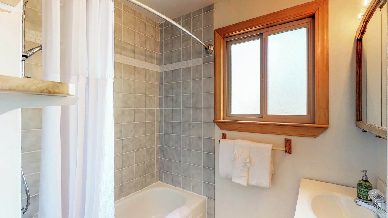 Photo of Bathroom in Lake Forest