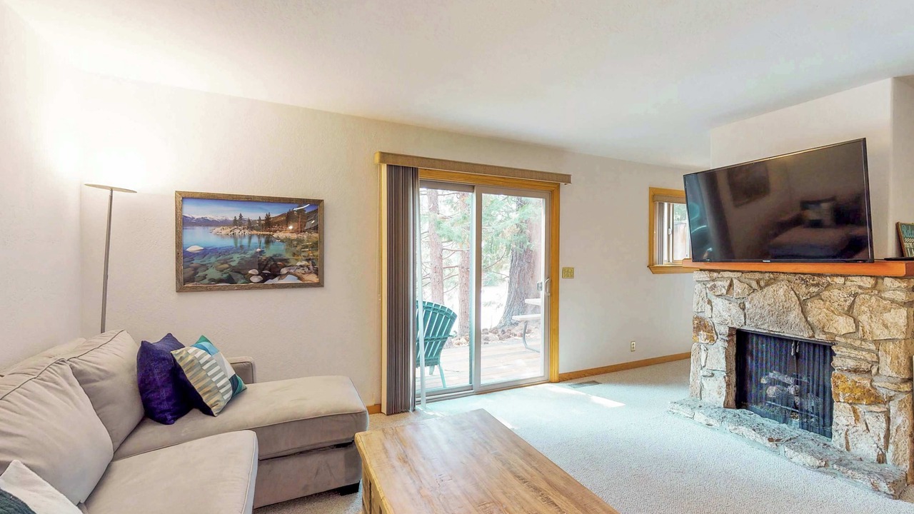 Photo of Livingroom in Lake Forest
