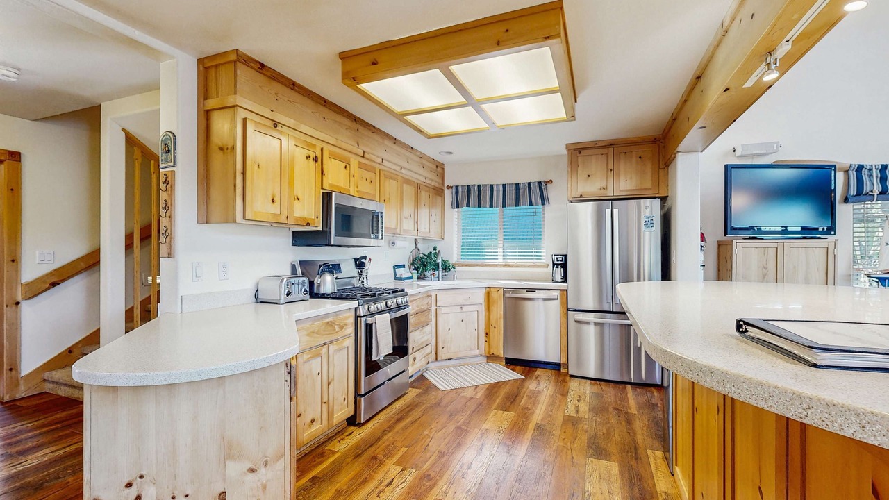 Photo of Kitchen in Serene Lakes