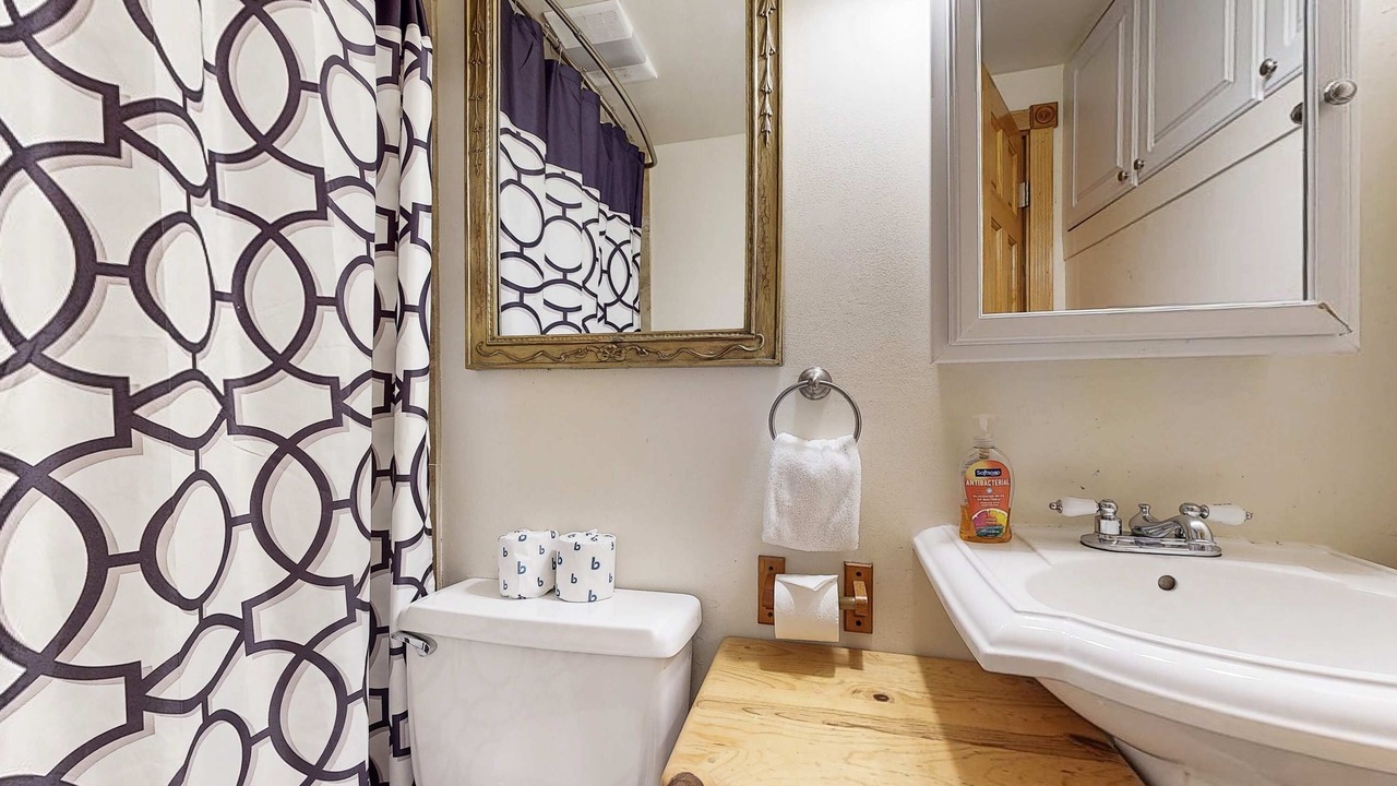 Photo of Bathroom in Kings Beach