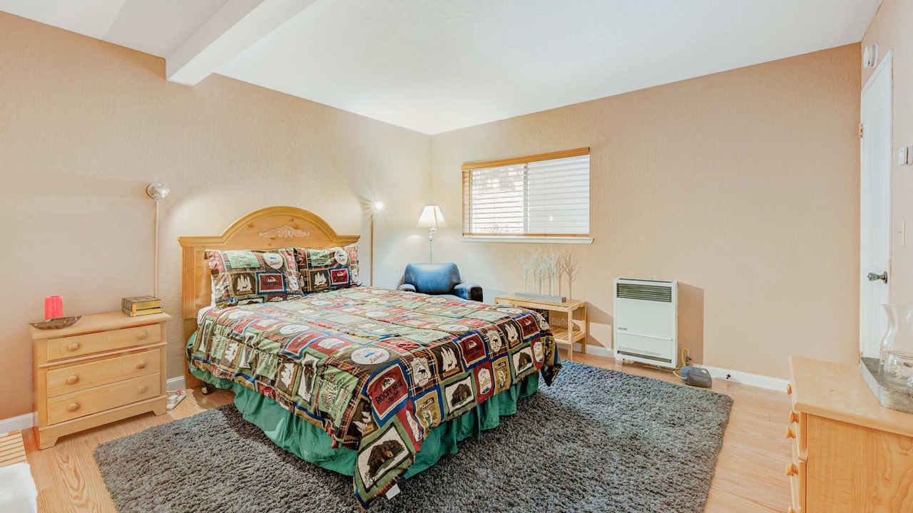 Photo of Bedroom in Tahoe Village