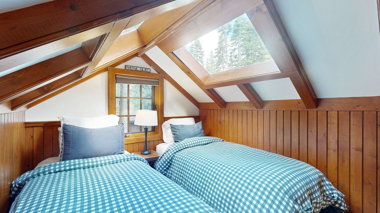 Photo of Bedroom in Carnelian Bay