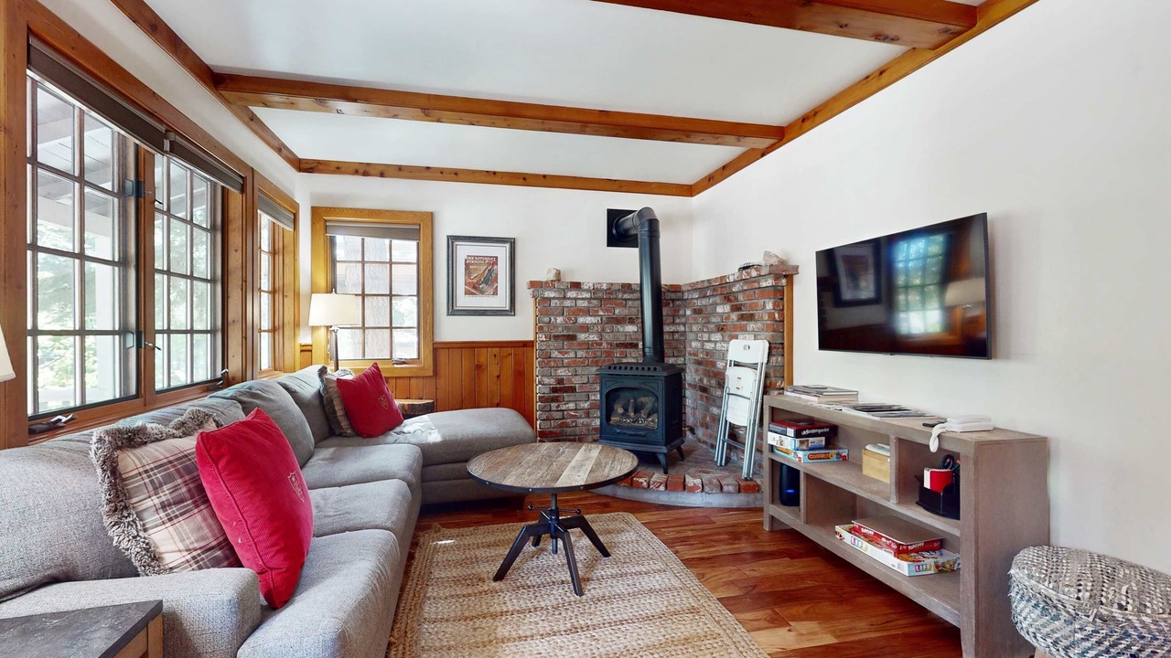 Photo of Livingroom in Carnelian Bay
