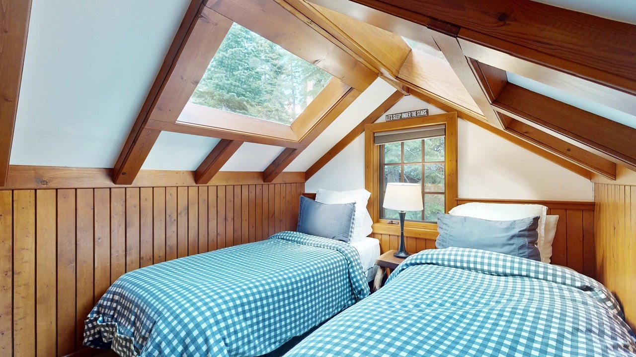 Photo of Bedroom in Carnelian Bay