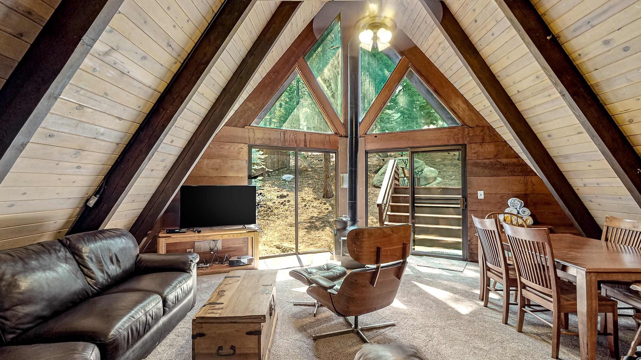 Photo of Livingroom in Tahoe Paradise