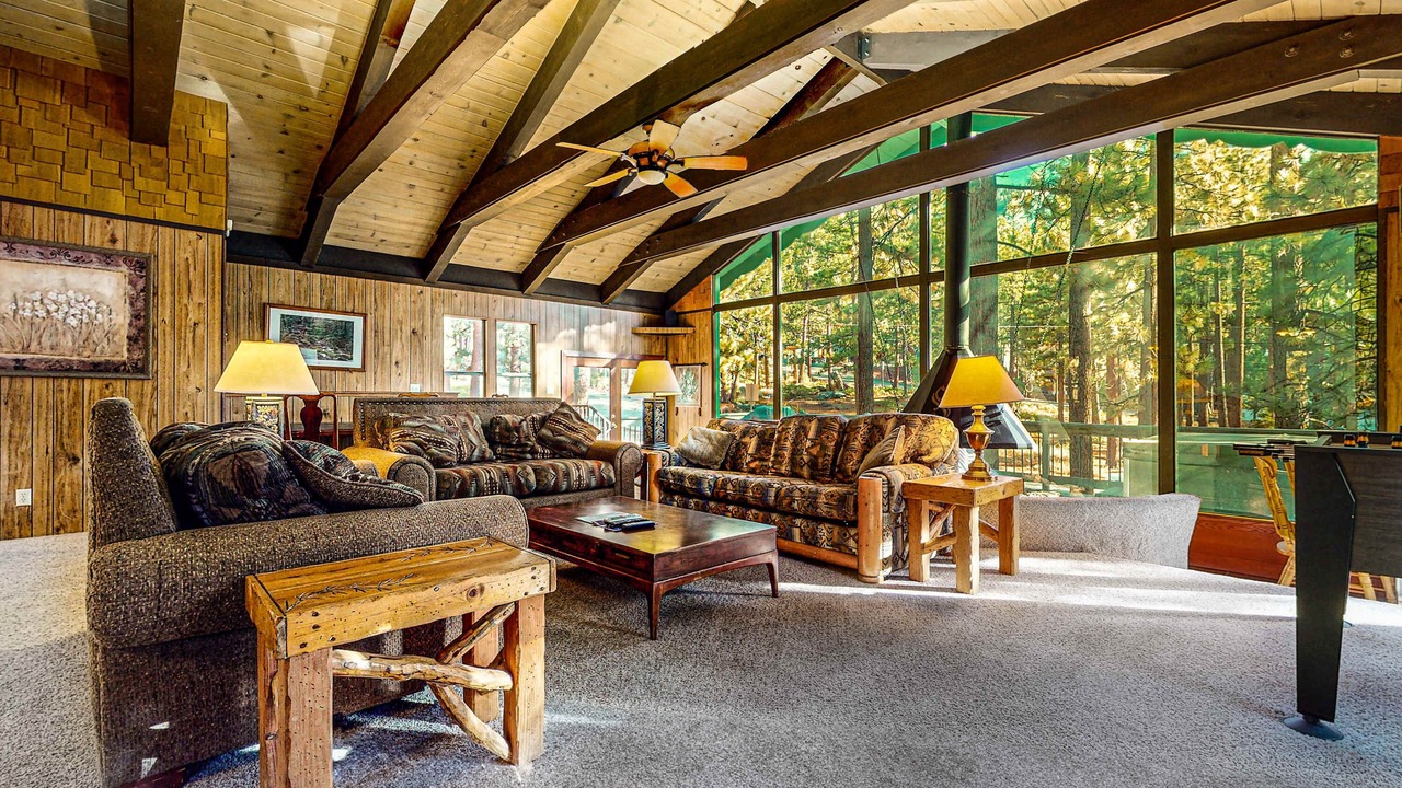 Photo of Livingroom in South Lake Tahoe
