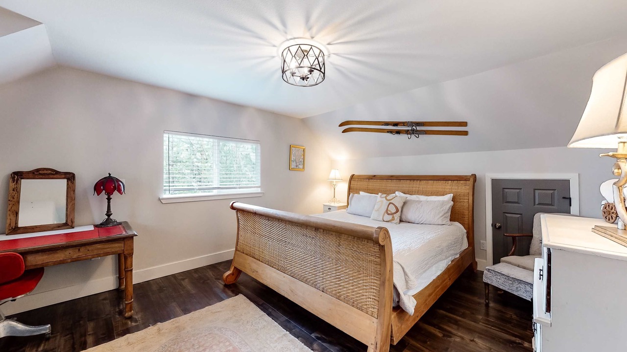 Photo of Bedroom in Pioneer Trail