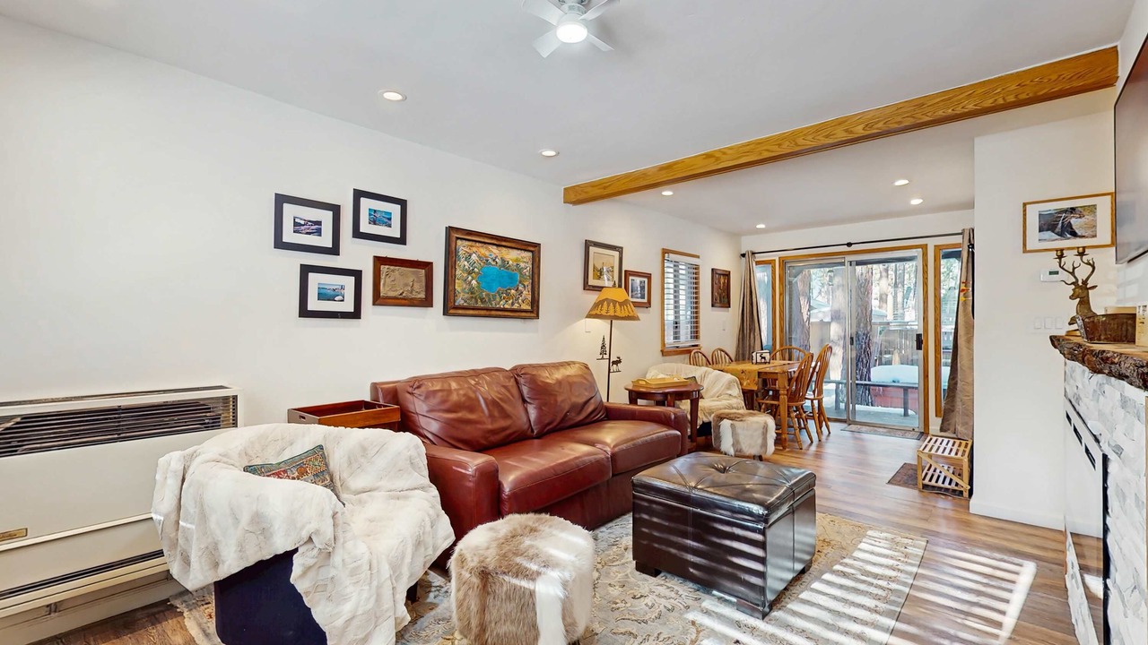 Photo of Livingroom in South Lake Tahoe
