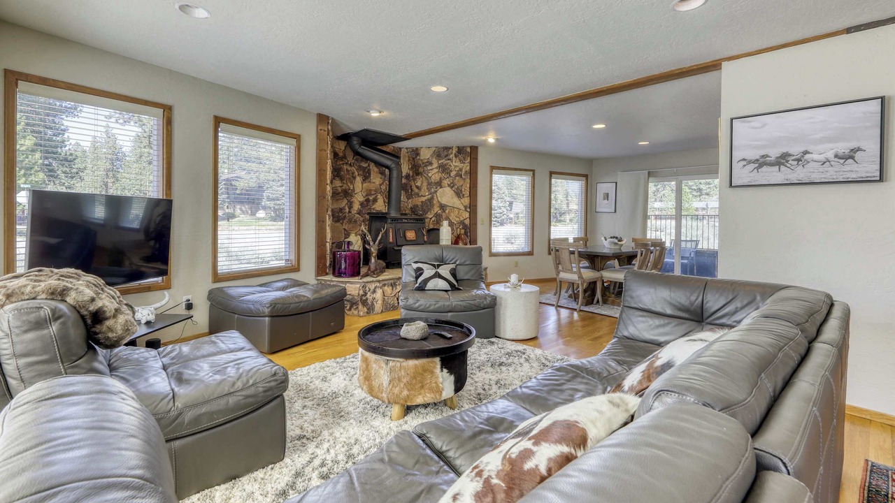 Photo of Livingroom in South Lake Tahoe