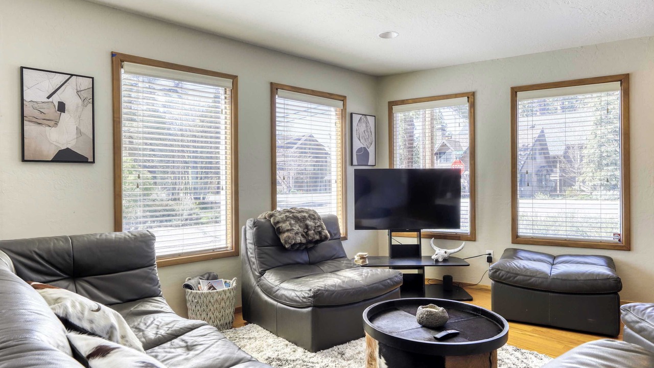 Photo of Livingroom in South Lake Tahoe