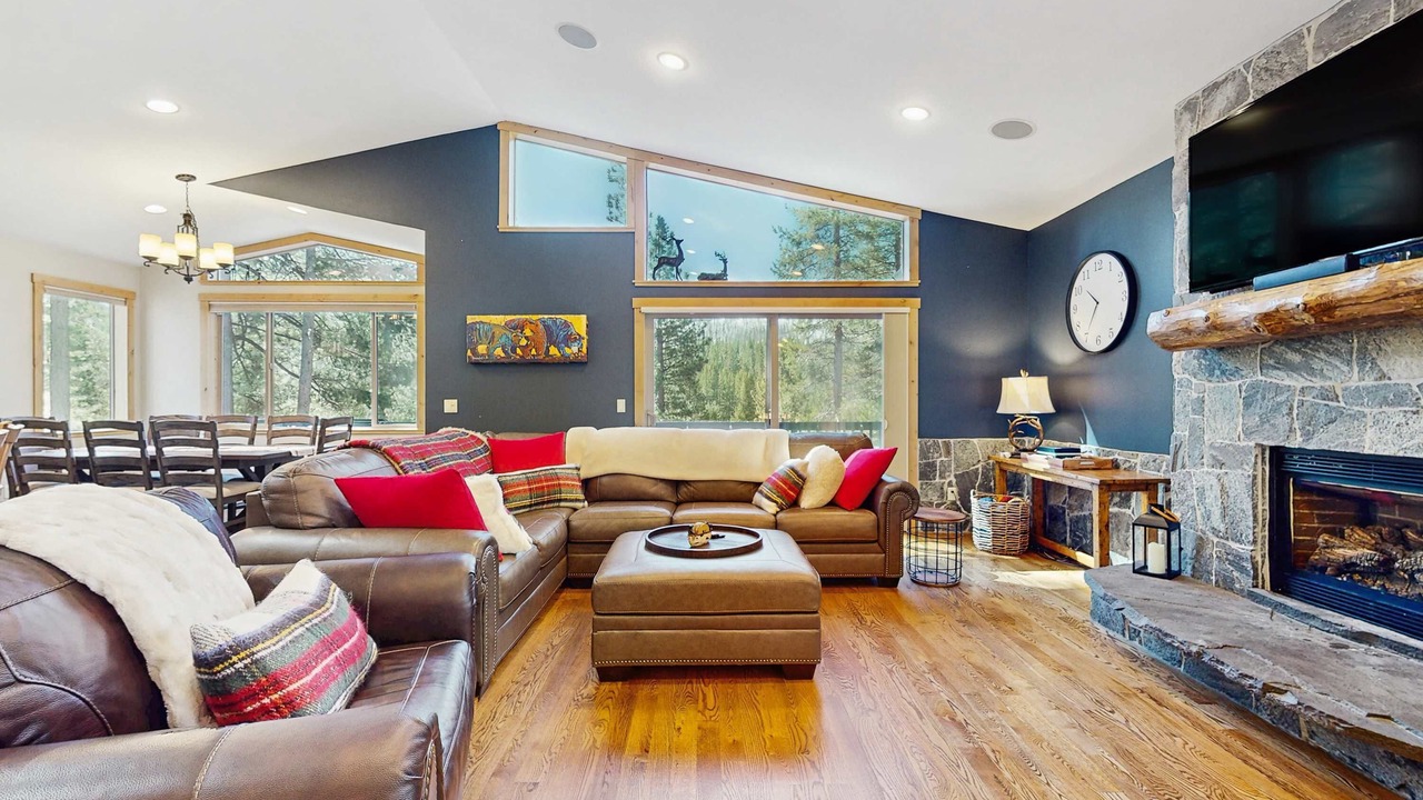 Photo of Livingroom in Tahoe Paradise