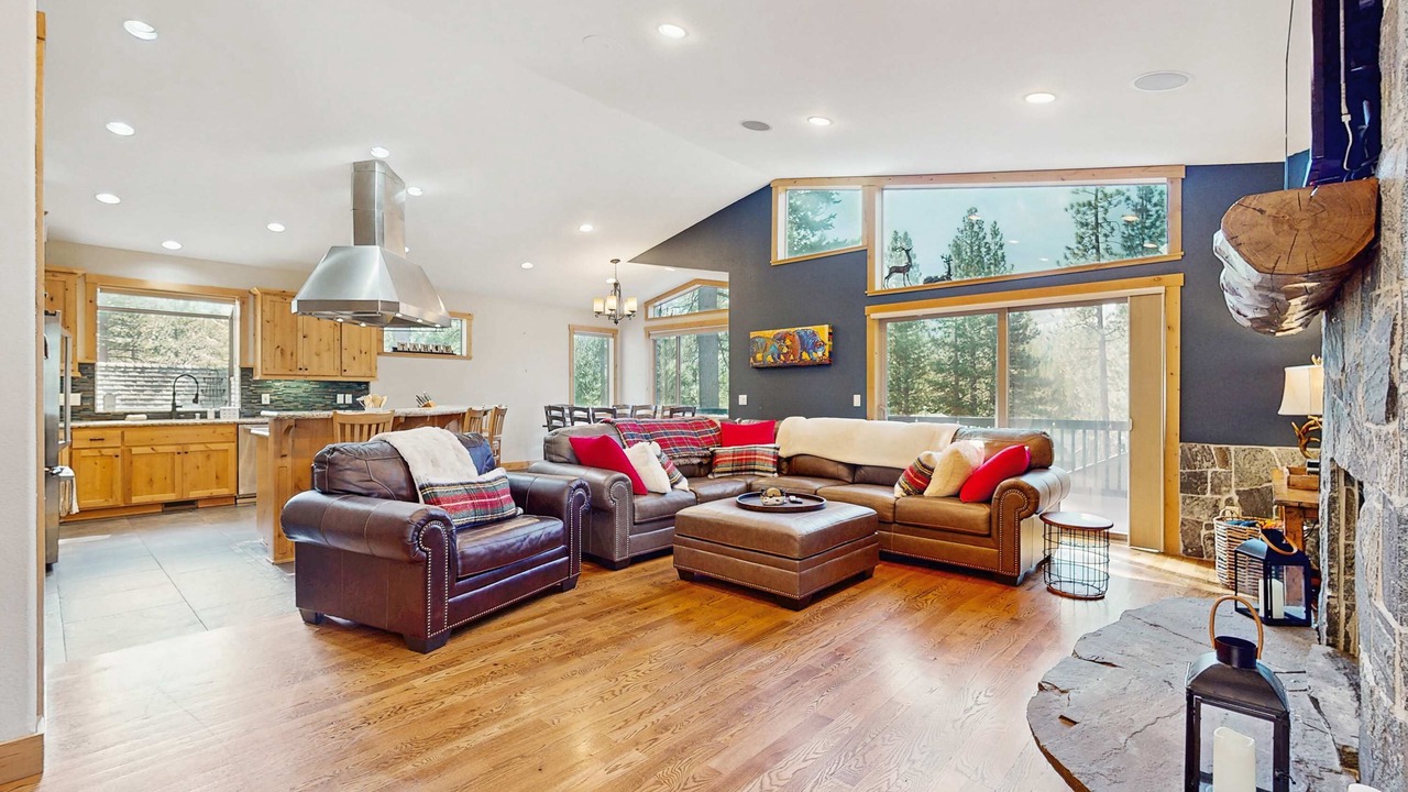 Photo of Livingroom in Tahoe Paradise