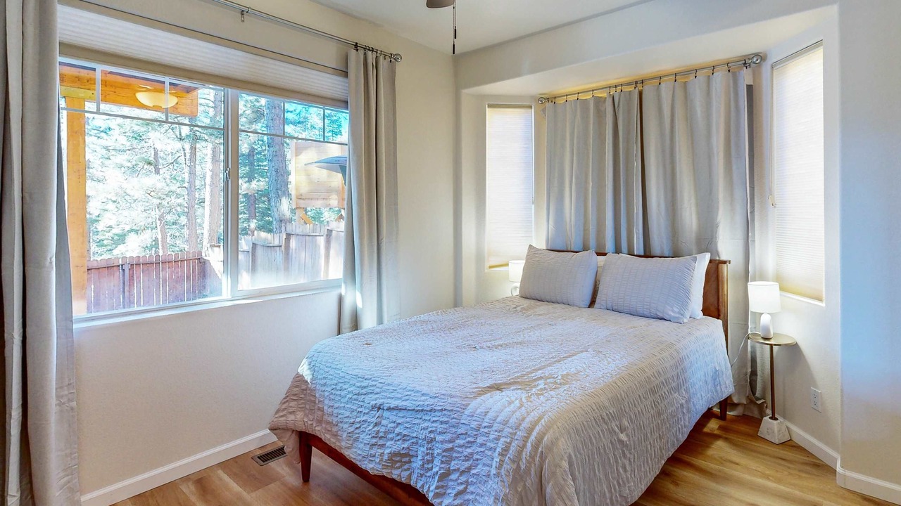 Photo of Bedroom in Pioneer Trail