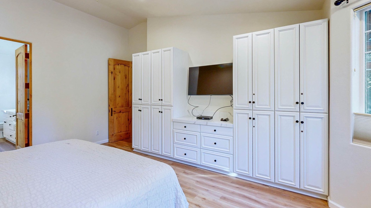 Photo of Bedroom in Pioneer Trail