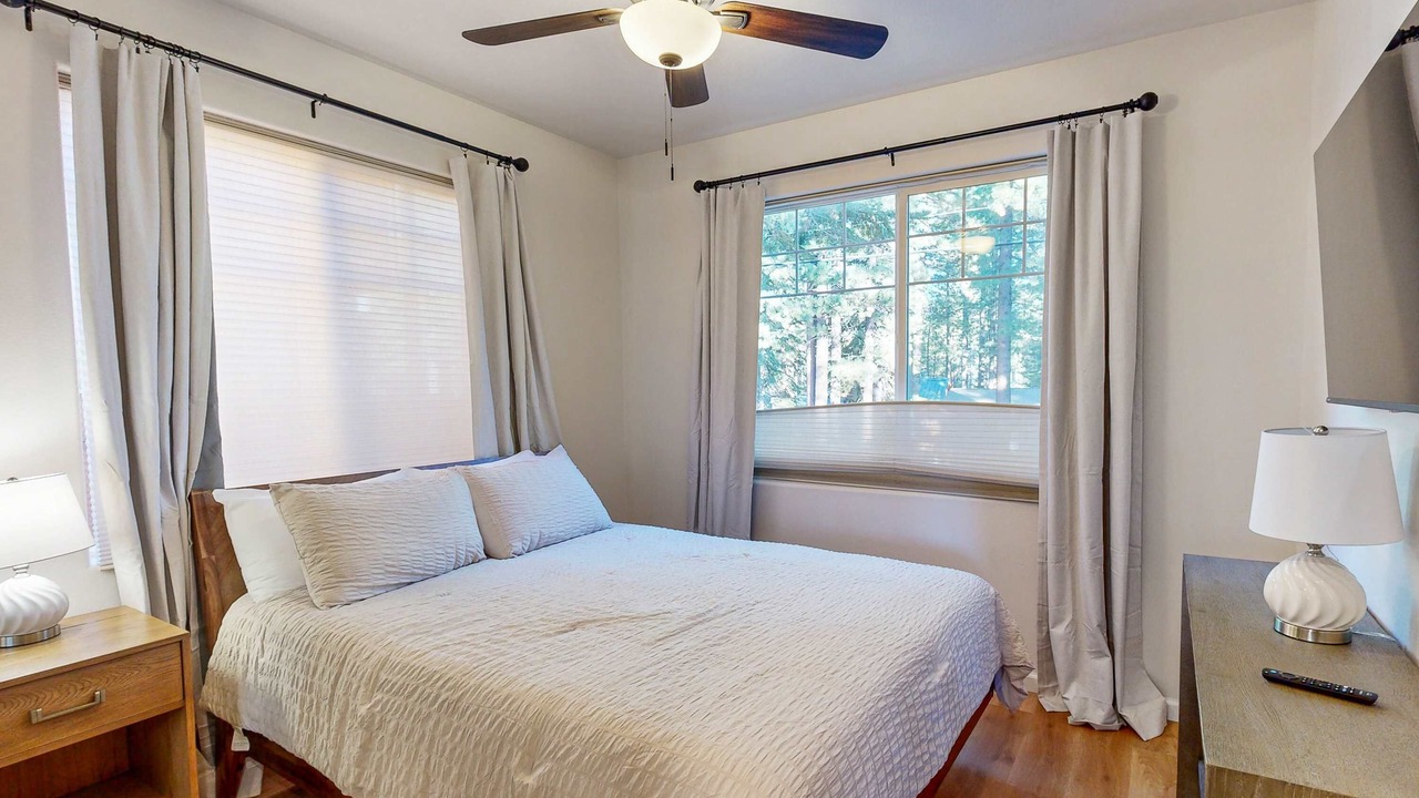 Photo of Bedroom in Pioneer Trail