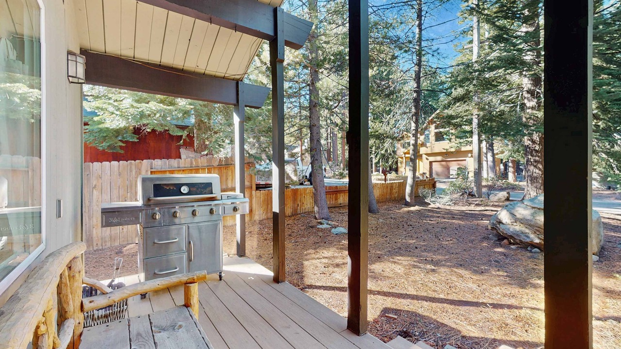 Photo of Patio Balcony in Country Club Estates