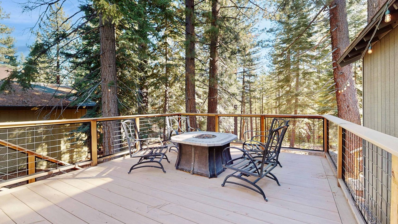 Photo of Outdoor in Country Club Estates