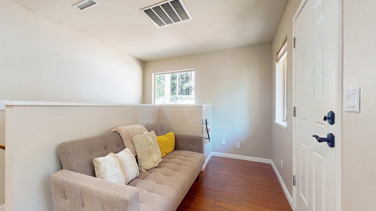 Photo of Livingroom in South Lake Tahoe