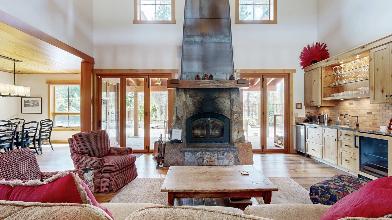 Photo of Livingroom in Mountain View Estates
