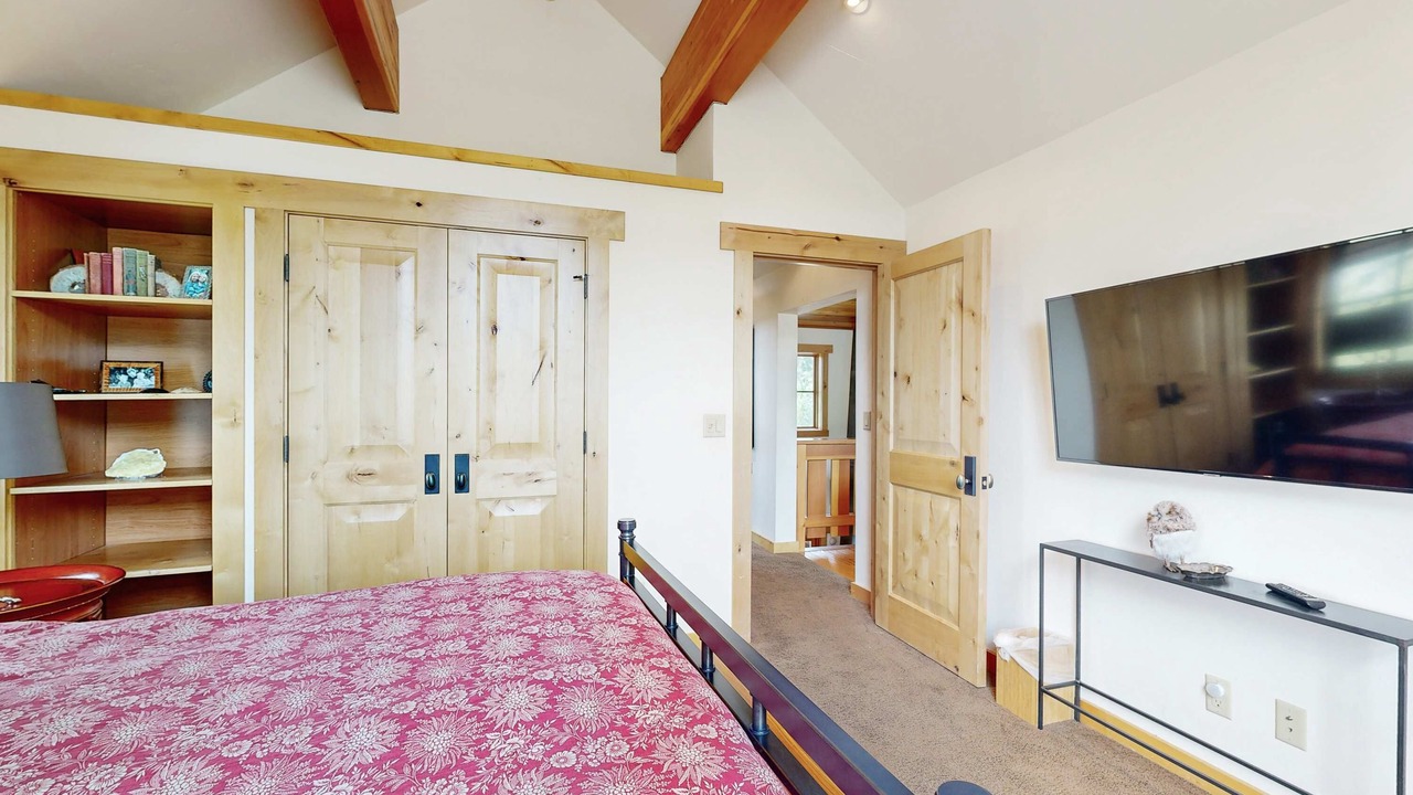 Photo of Bedroom in Mountain View Estates