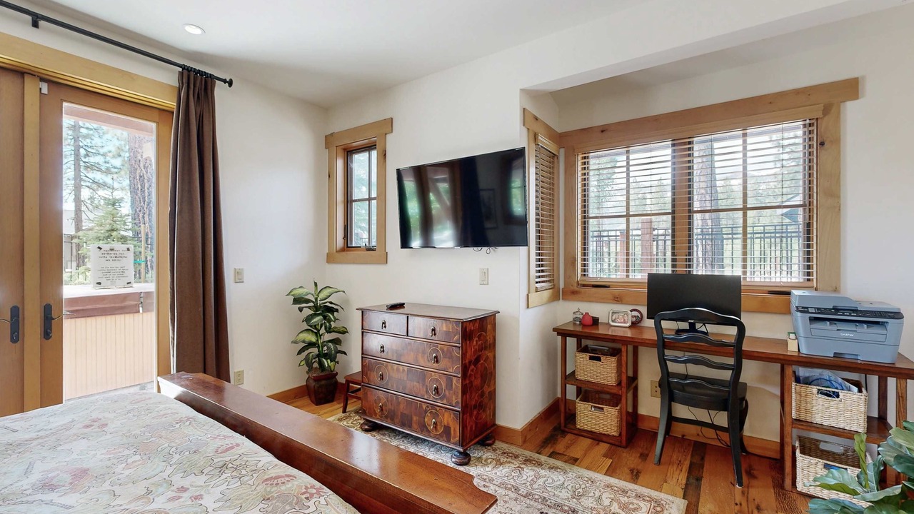Photo of Bedroom in Mountain View Estates