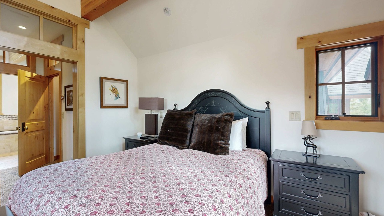 Photo of Bedroom in Mountain View Estates