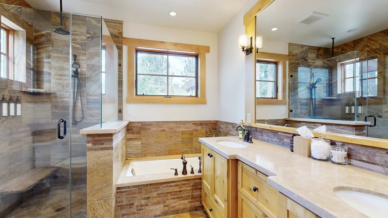 Photo of Bathroom in Mountain View Estates