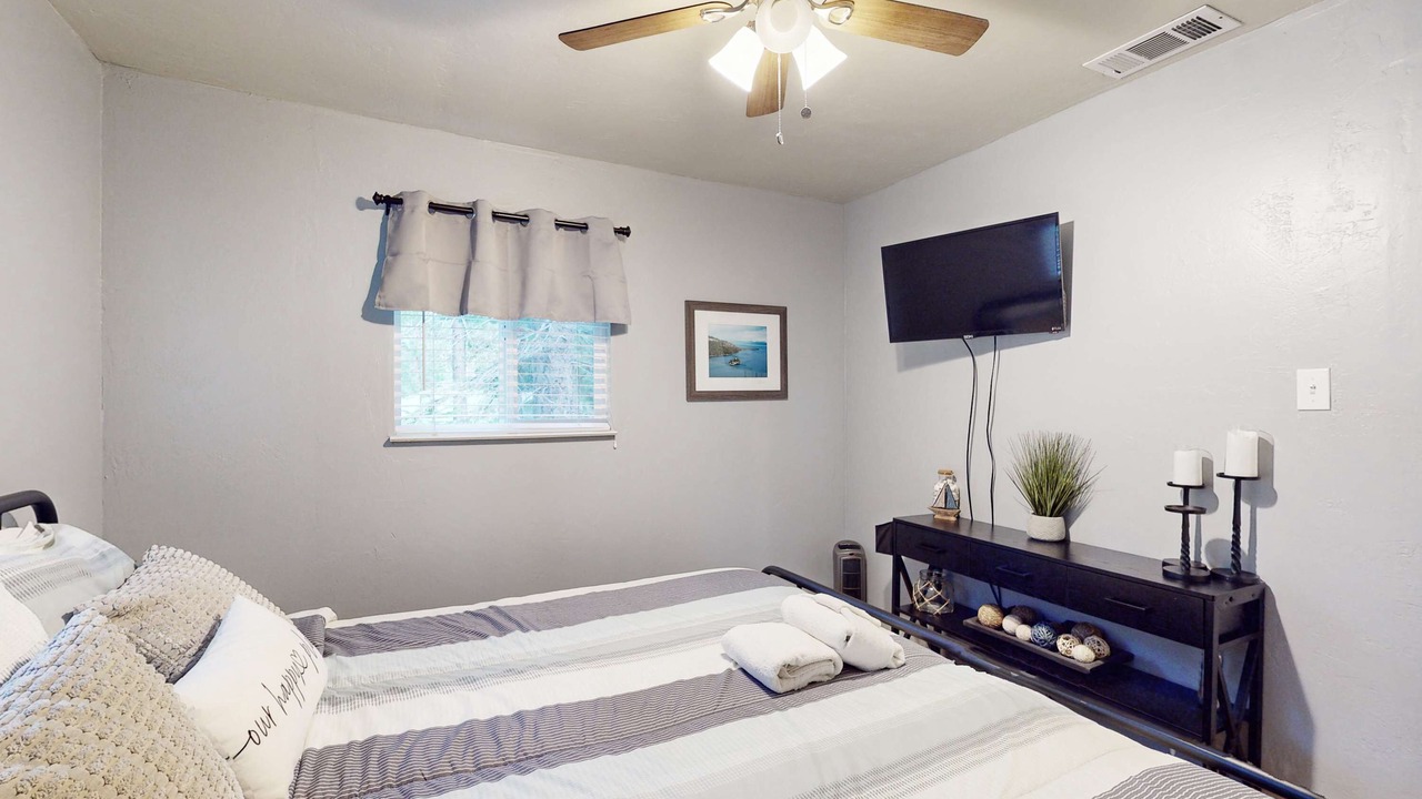 Photo of Bedroom in North Upper Truckee